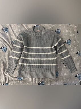 SO Women’s Striped Crewneck Sweater